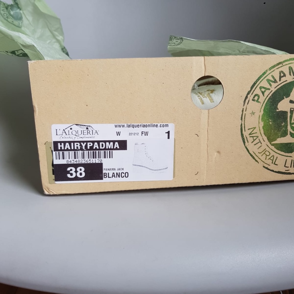 Waterproof Fur lined leather combat boots NEW - Picture 15 of 15